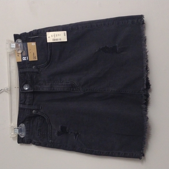 NWT Aero High Rise Mini Size 0 Denim Skirt Black - Picture 1 of 6